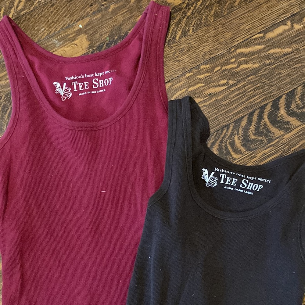 Tank tops Small - Picture 2 of 2